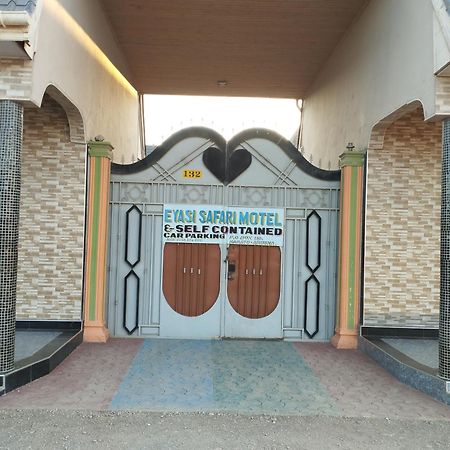 Lake Eyasi Safari Motel Mangola Exterior photo