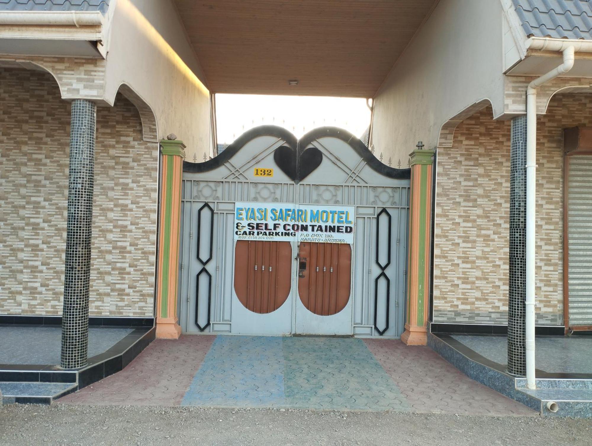 Lake Eyasi Safari Motel Mangola Exterior photo